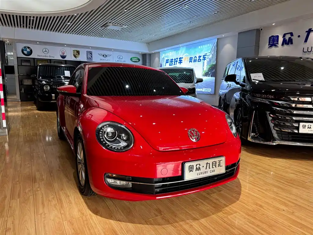 Volkswagen Beetle 2014 1.4TSI Fashion Edition фото 3