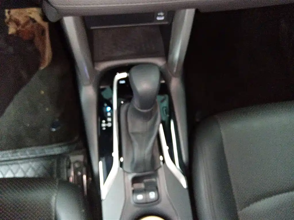 TOYOTA COROLLA SHARP AMPLIFIER