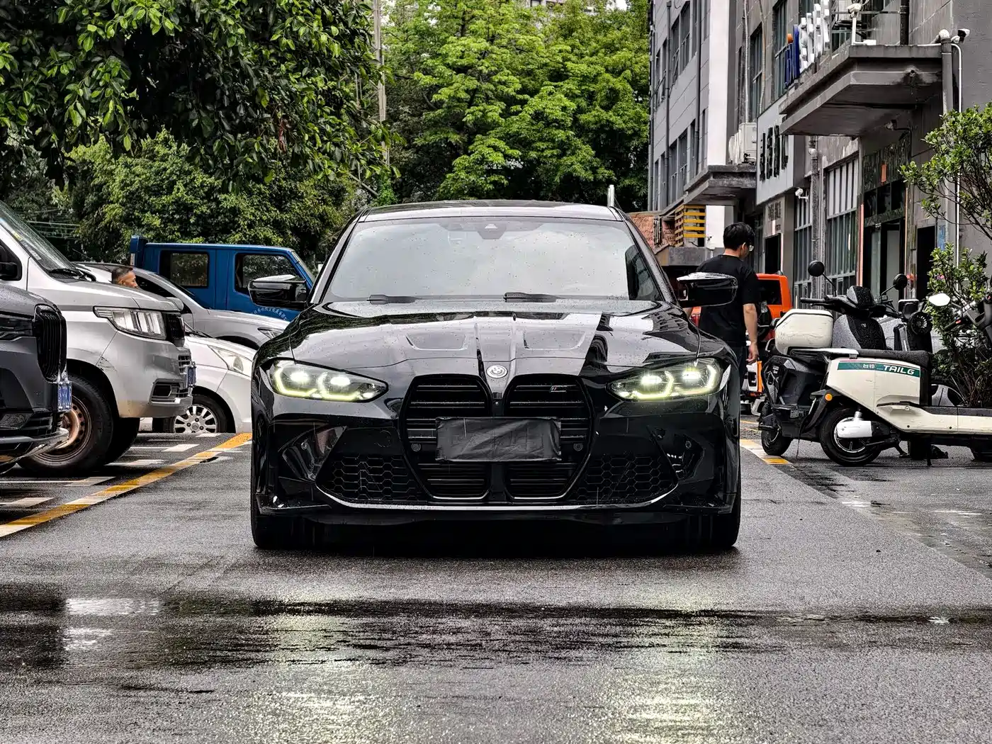 BMW M3 2023 M3 Sedan M xDrive Thunder Edition фото 2