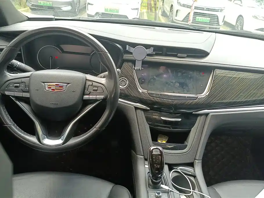 Cadillac XT6 2020 Facelift 28T 6-Seater AWD Luxury фото 12