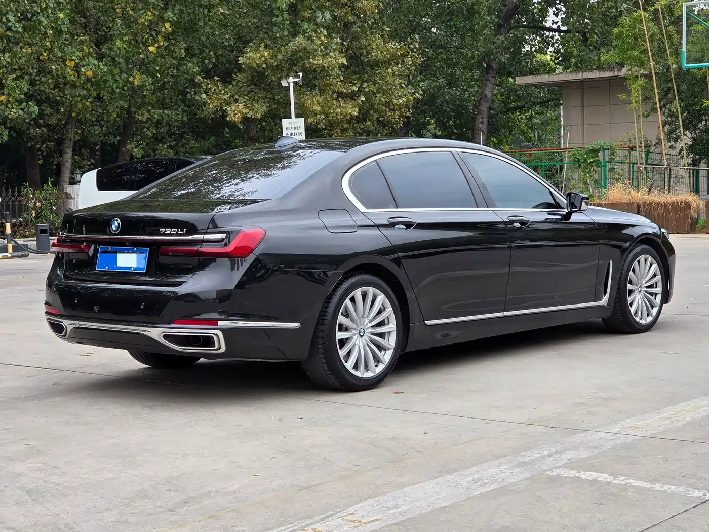 BMW 7 Series 2022 2021 Model 730Li Luxury Package