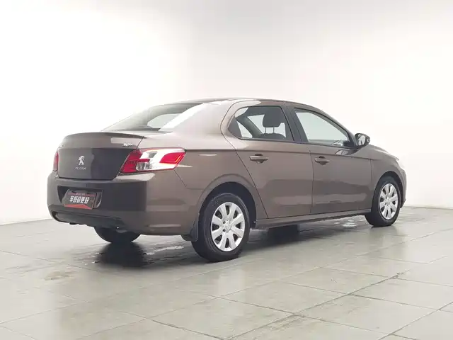 Peugeot 301 2014 1.6L Manual Comfort Edition — фото 2