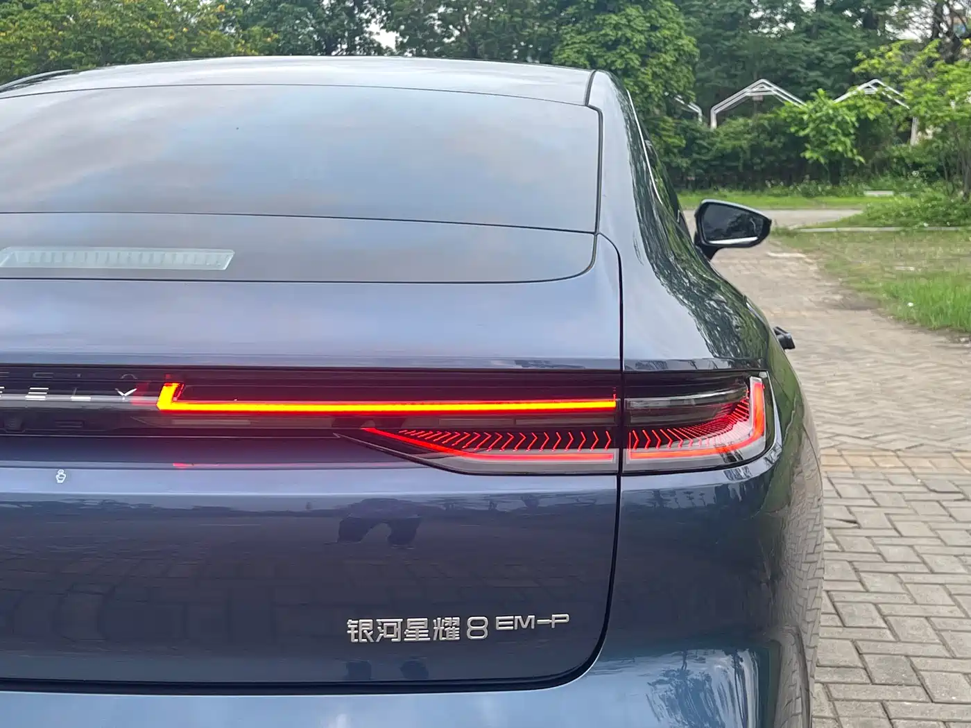 GEELY GALAXY GALAXY SPARKLE 8