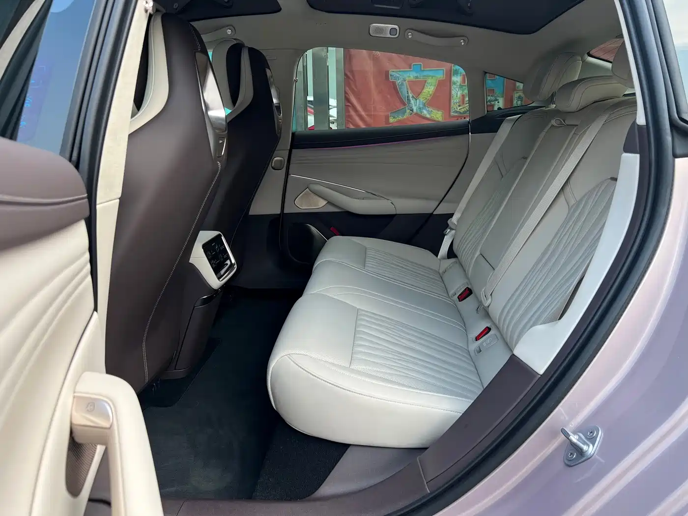 Xiaomi SU7 2026 2026 All-Wheel Drive Edition