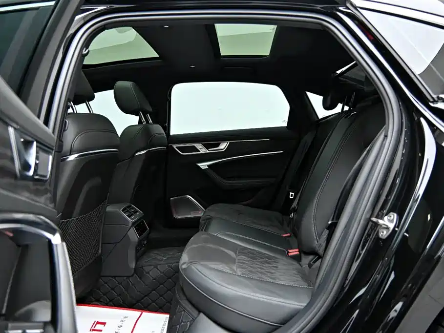 Audi A6L 2024 55 TFSI quattro Exclusive Dynamic фото 11