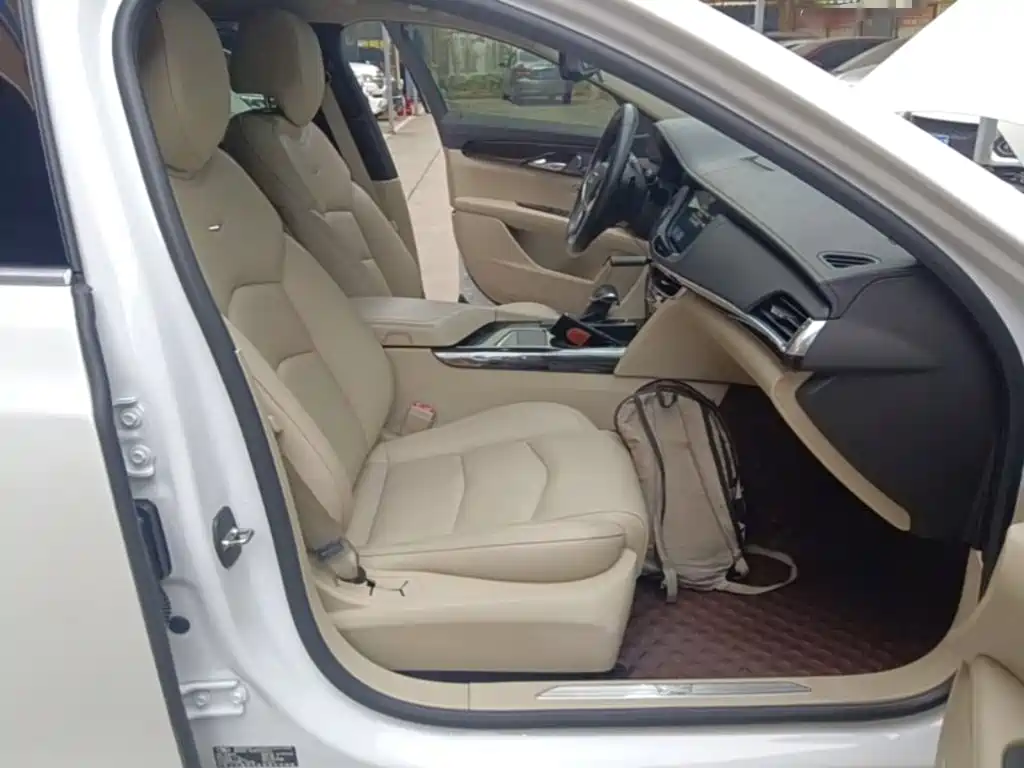 Cadillac CT6 2018 2017 28T Fashion