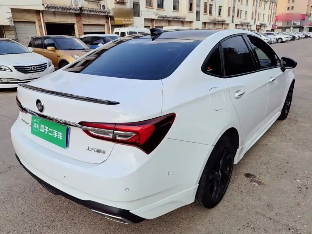 Фото 7 - Buick Verano