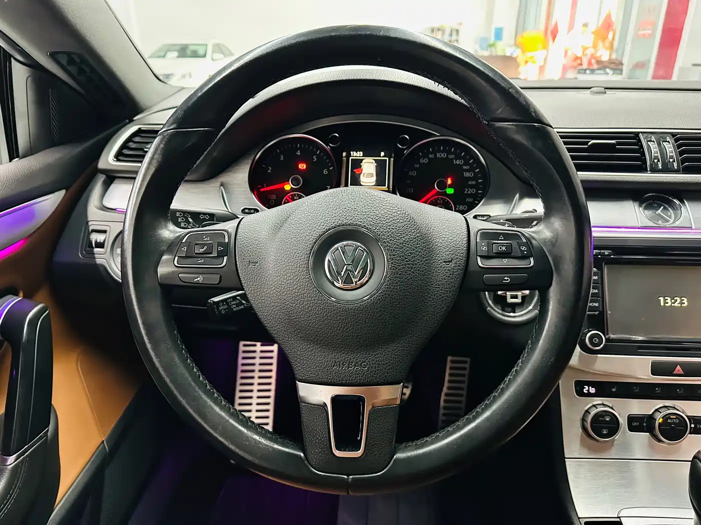 Volkswagen FAW-Volkswagen CC 2015 2.0TSI Luxury фото 14