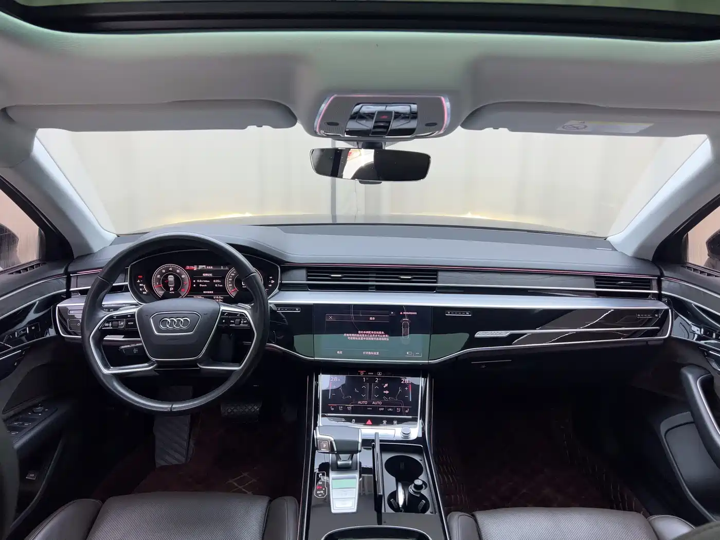 Audi A8 2022 A8L 50 TFSI quattro Comfort Collector's Edition фото 12