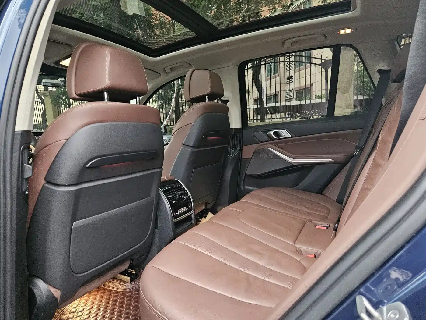 BMW X5 (Import) 2019 xDrive40i Exclusive M Sport Package фото 7