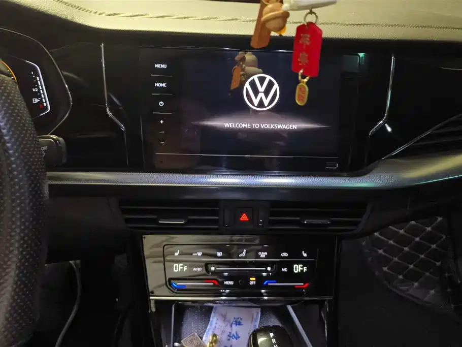 Volkswagen Passat 2022 330TSI Elite Edition фото 13