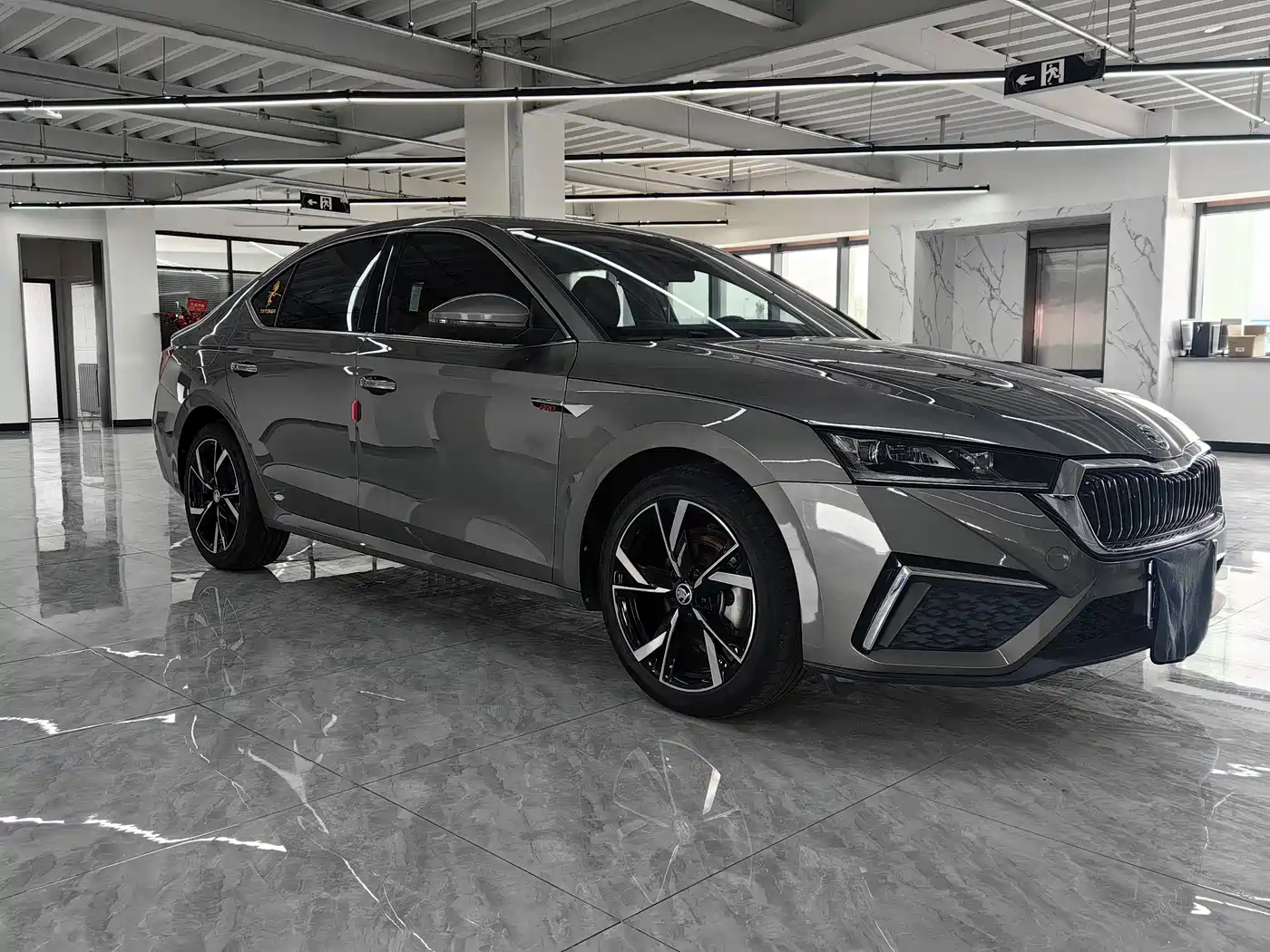 Škoda Octavia 2021 PRO TSI280 DSG Luxury Edition фото 2