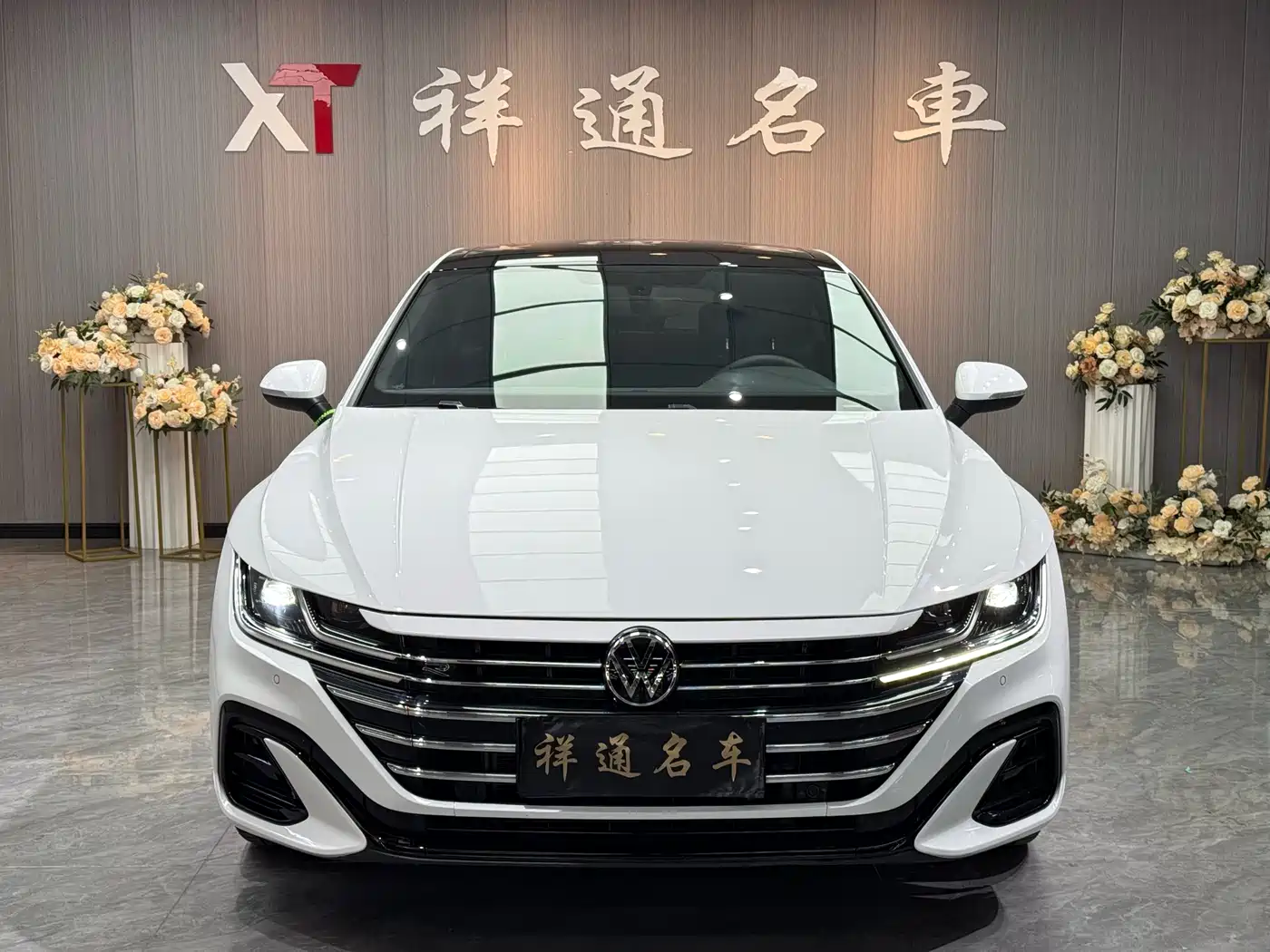 Volkswagen FAW-Volkswagen CC 2024 330TSI Dazzling Edition фото 2