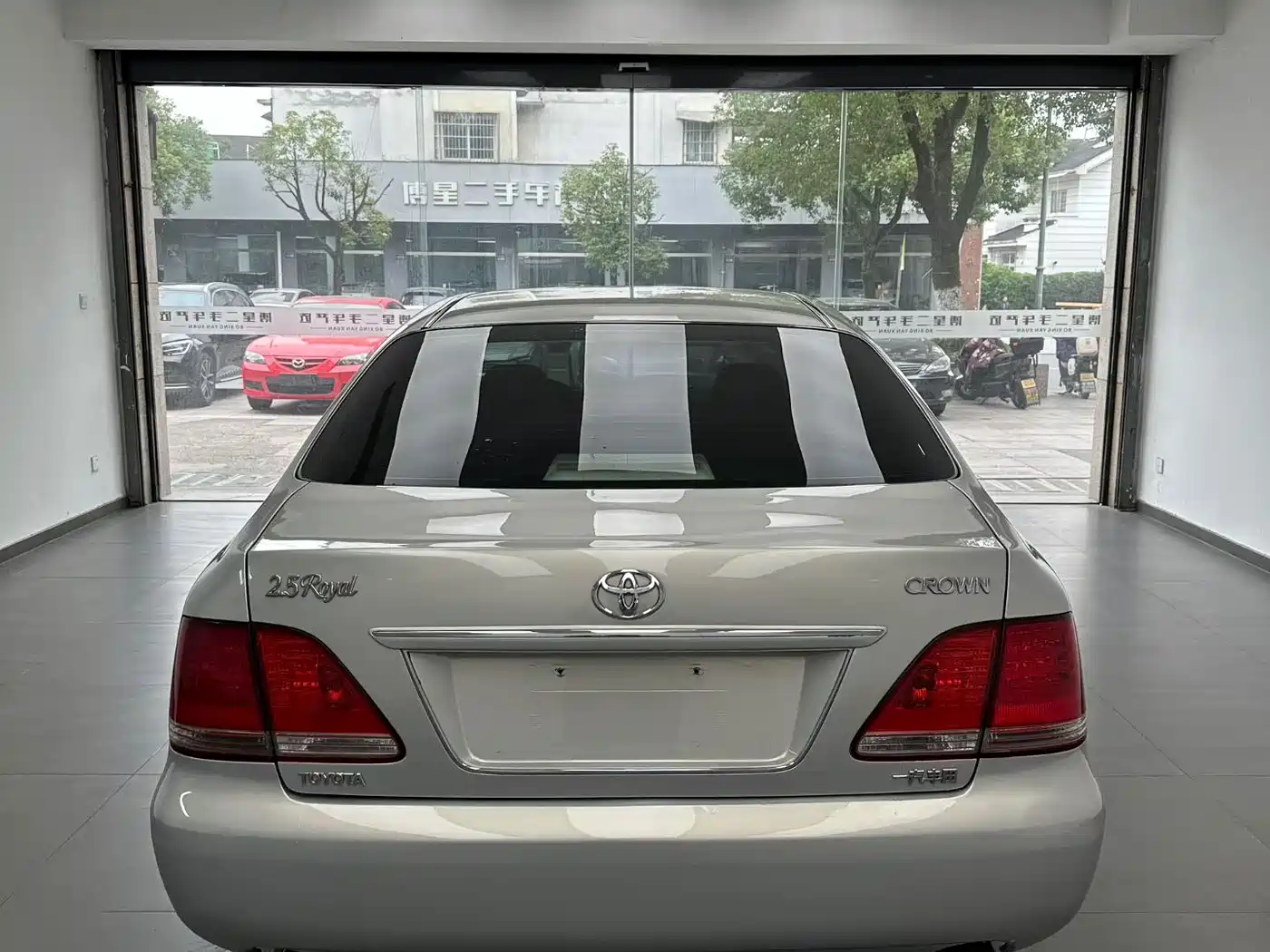 Toyota Crown 2006 2.5L Royal Leather Edition фото 8
