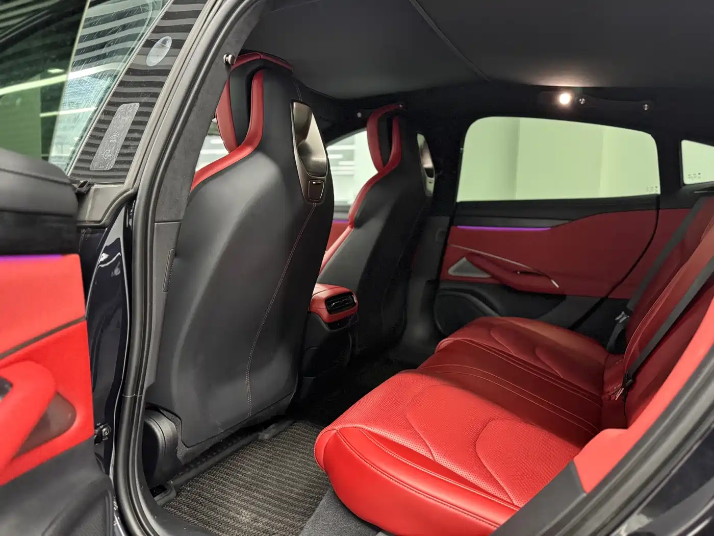 XIAOMI CAR XIAOMI SU7