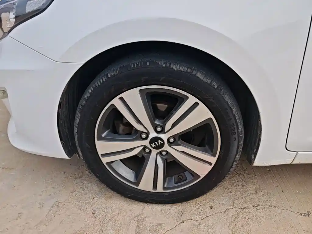 Kia K4 2017 2017 1.8L Automatic GL