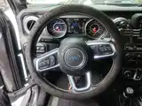 Photo 15 - Jeep Wrangler