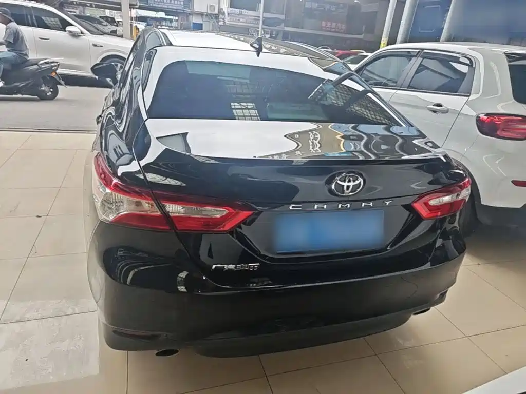 Toyota Camry 2023 2022 2.0GVP Leading Edition