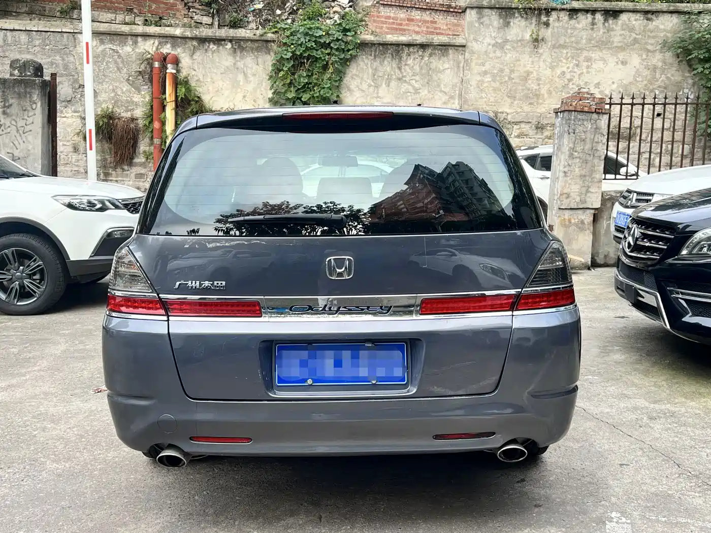 Фото 7 - Honda Odyssey