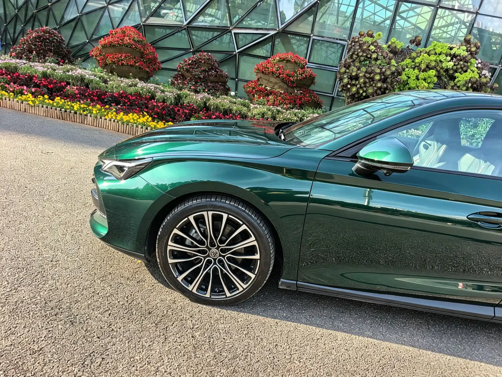 Фото 4 - MG MG7