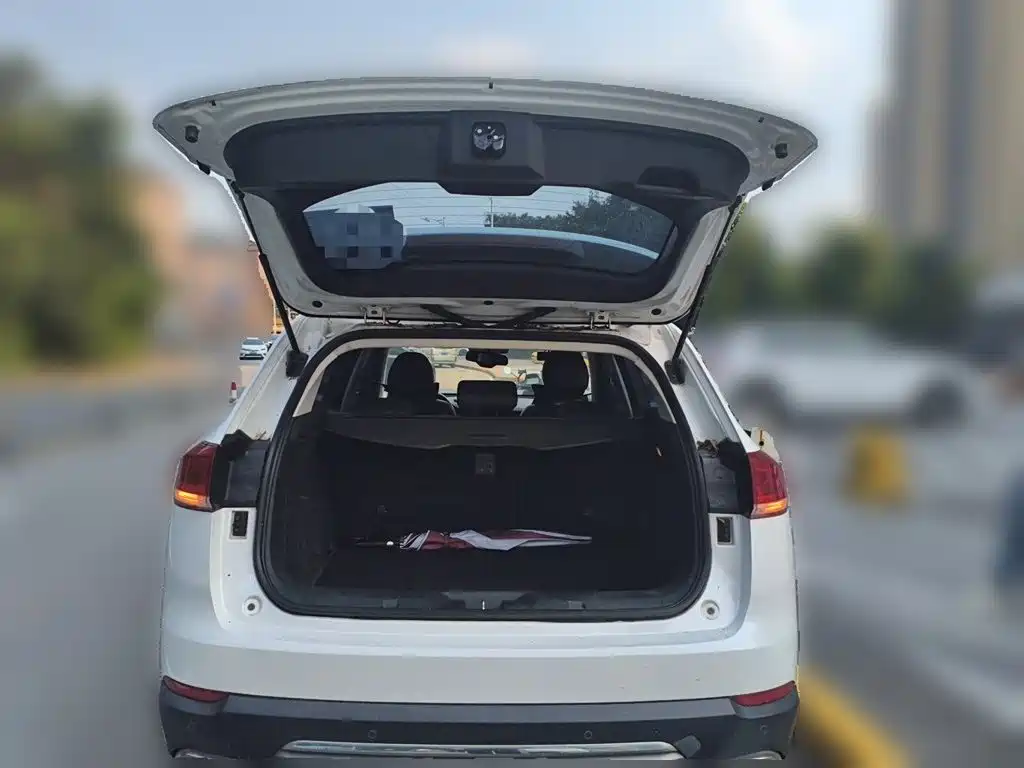 Фото 15 - Haval H6