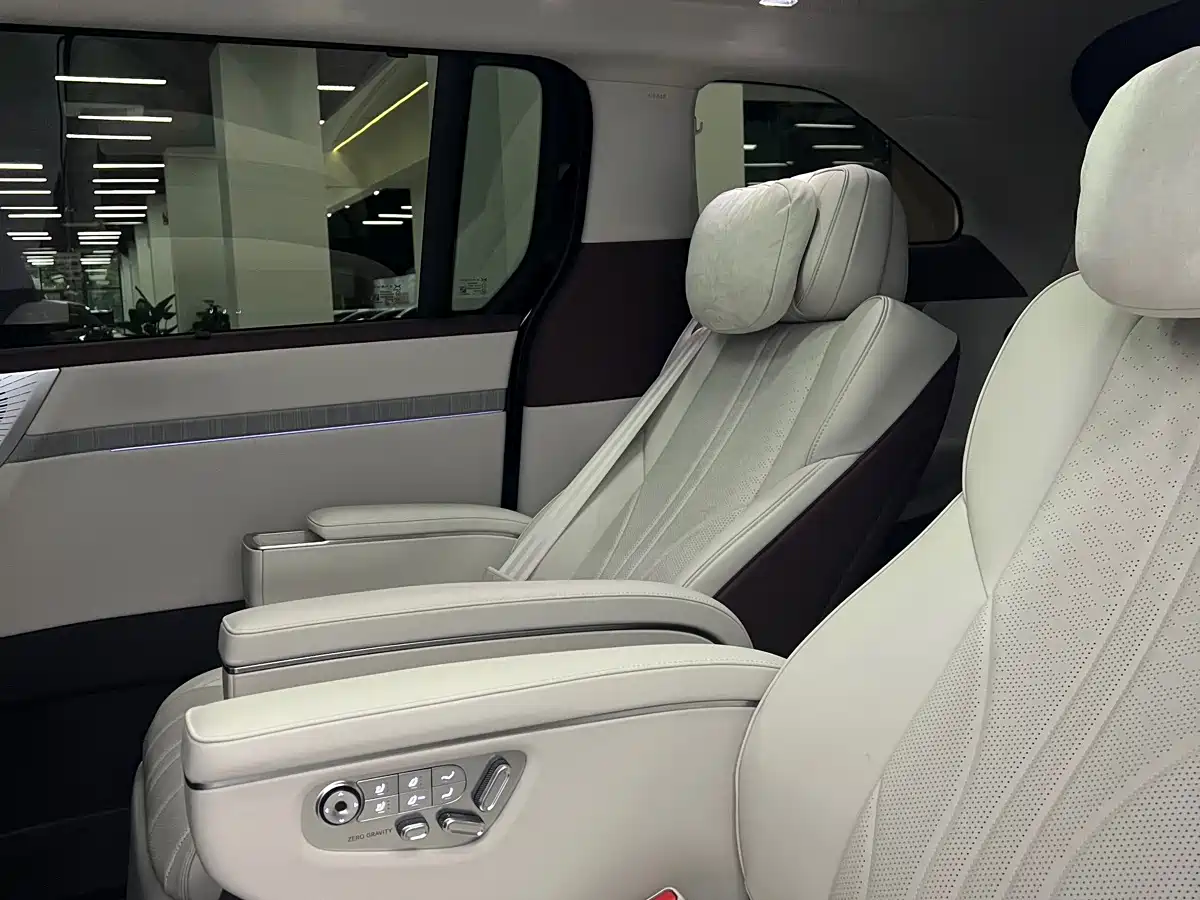 XPeng X9 2026 2025 Extended Range Edition