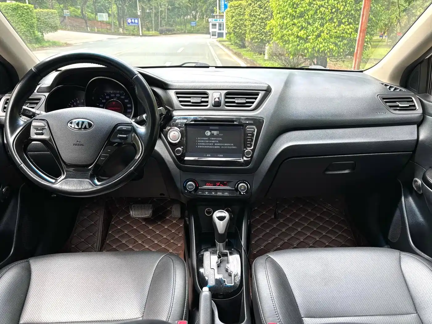 Kia K2 2015 Sedan 1.6L AT Premium фото 6