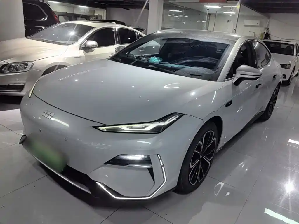 2025 Geely Galaxy Galaxy E8