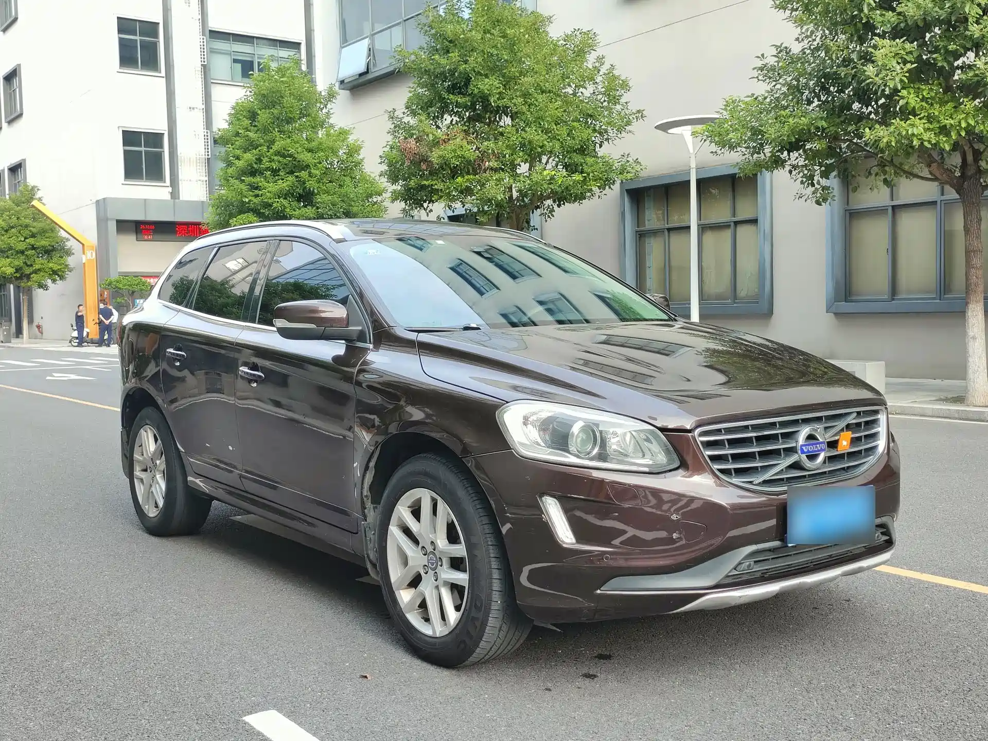 Фото 3 - Volvo XC60