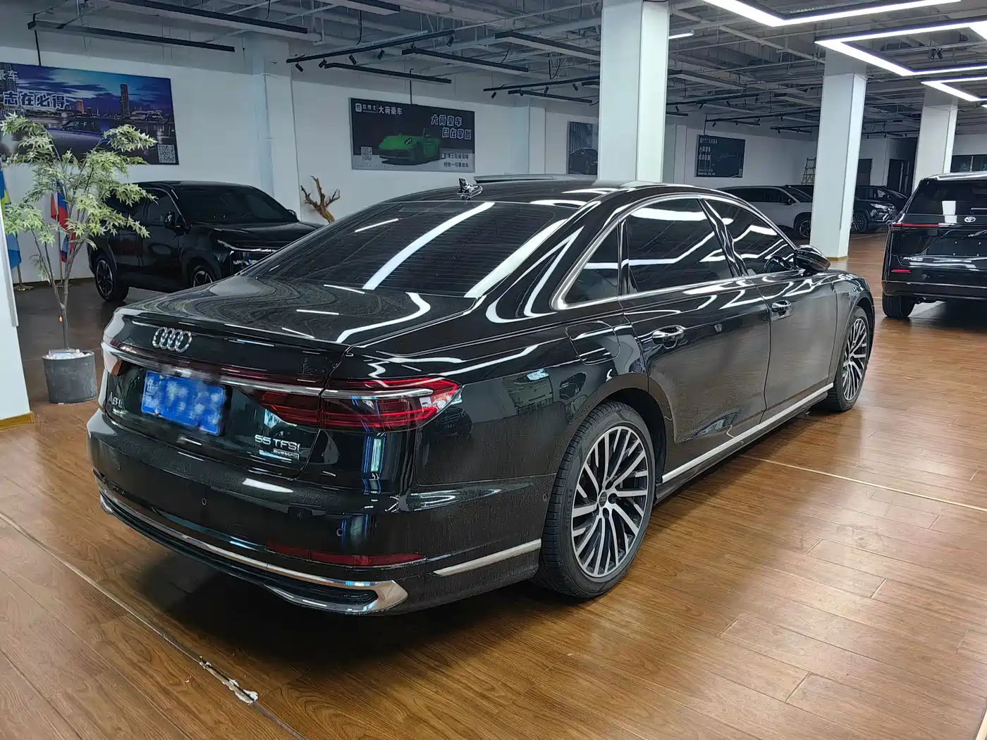 Audi A8 2024 2024 Model A8L 55 TFSI quattro Flagship