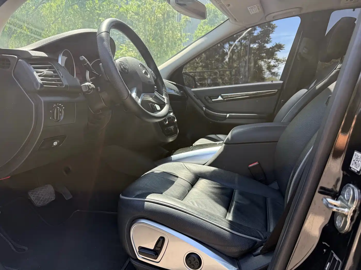 Mercedes-Benz R-Class 2017 R 320 4MATIC Business Collector's Edition фото 8