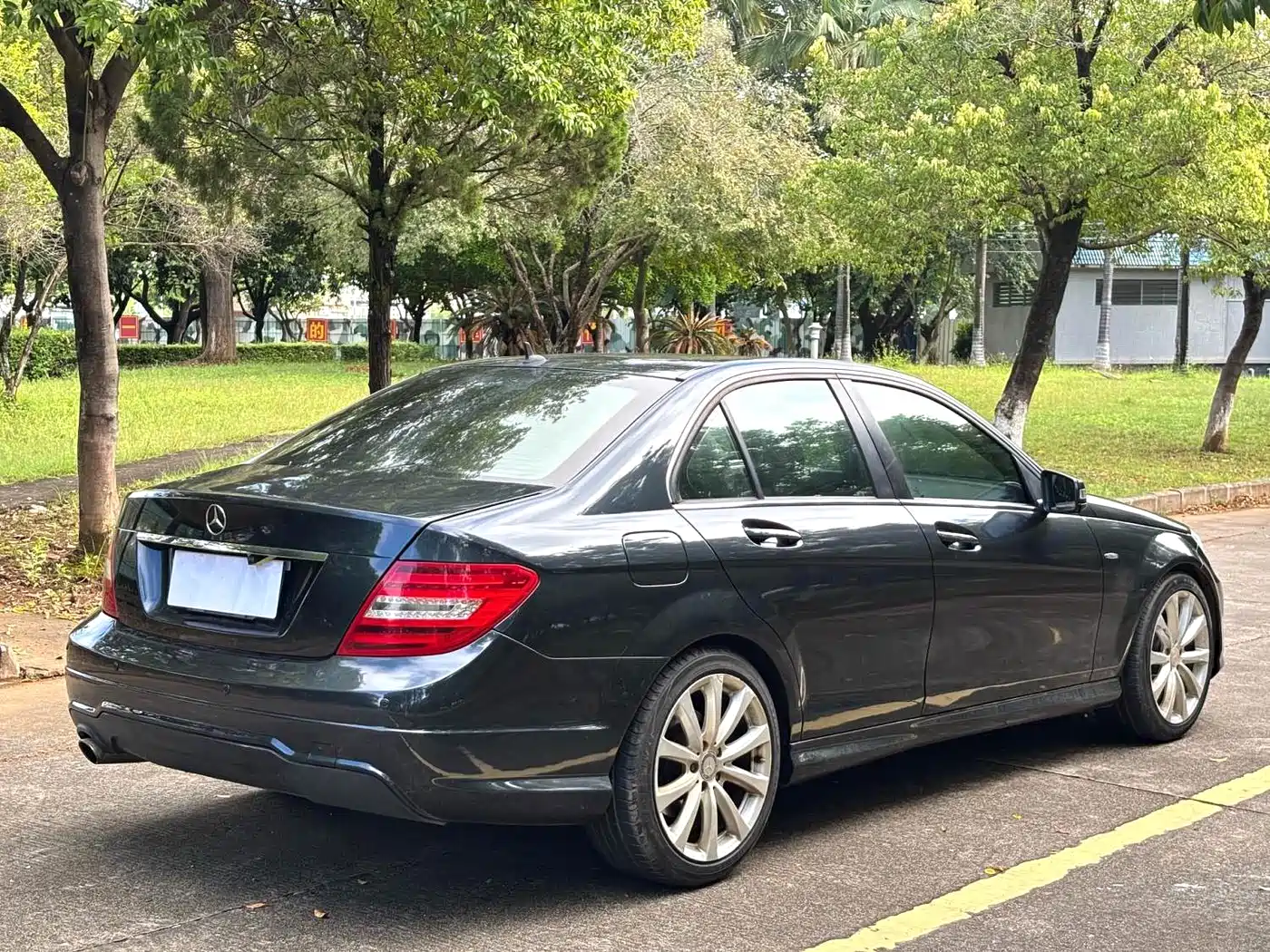 Mercedes-Benz C-Class 2013 C 180 Classic Grand Edition фото 9