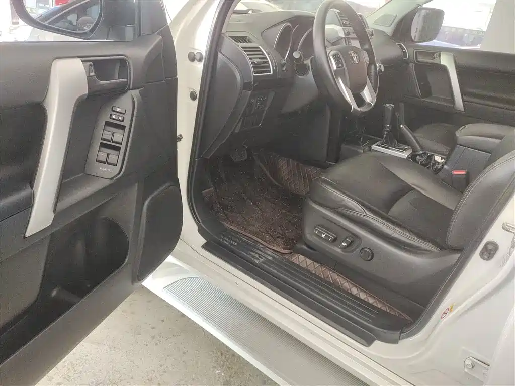 Toyota Prado 2016 2.7L Auto Standard Edition фото 16