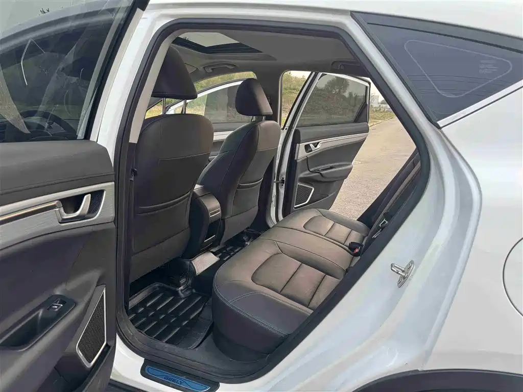 GEELY AUTOMOBILE EMGRAND GSE