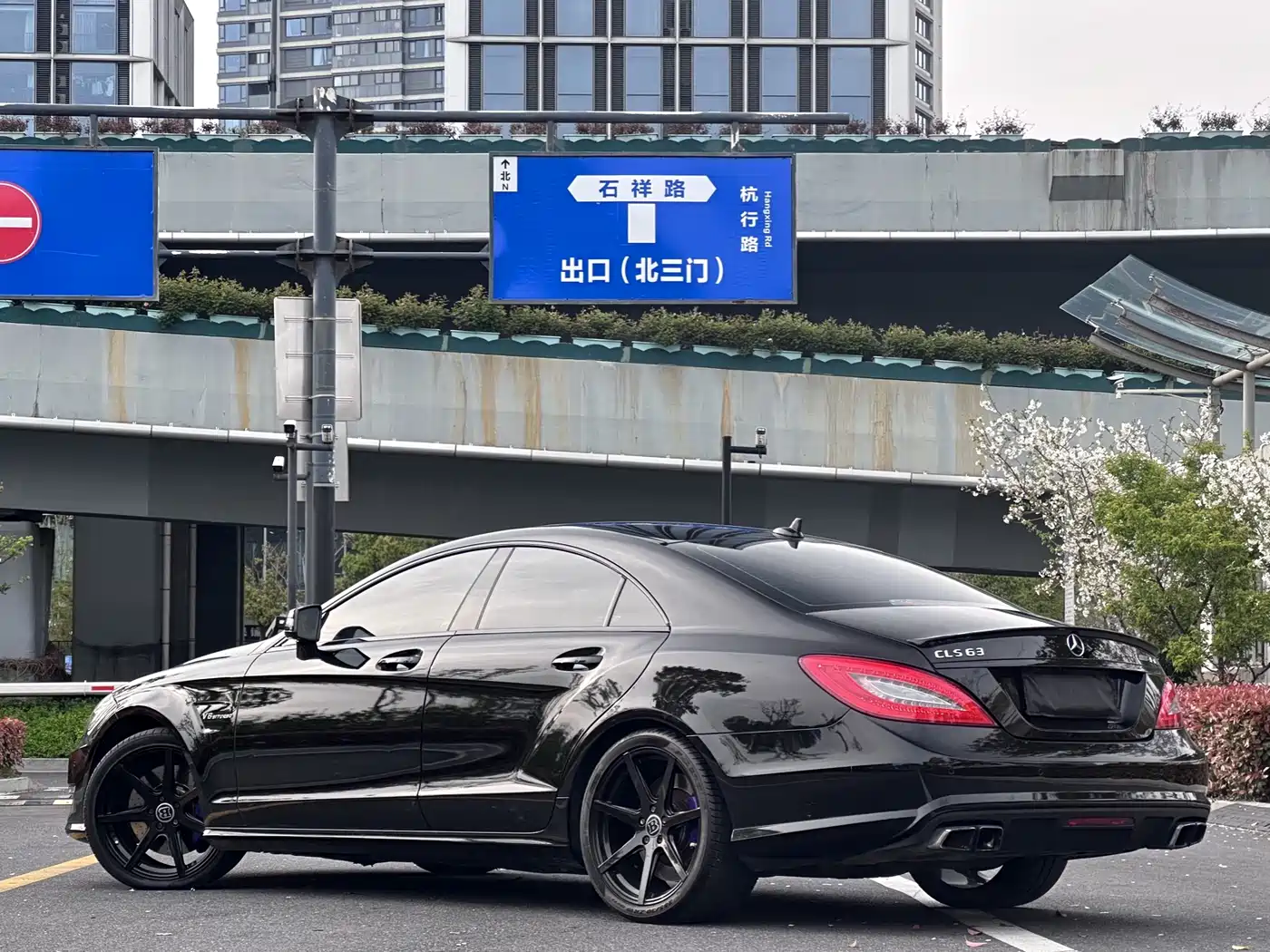 Mercedes-Benz CLS AMG 2012 AMG CLS 63 фото 21