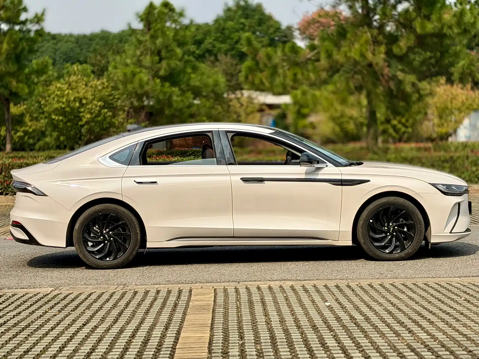 Фото 5 - Lincoln Z