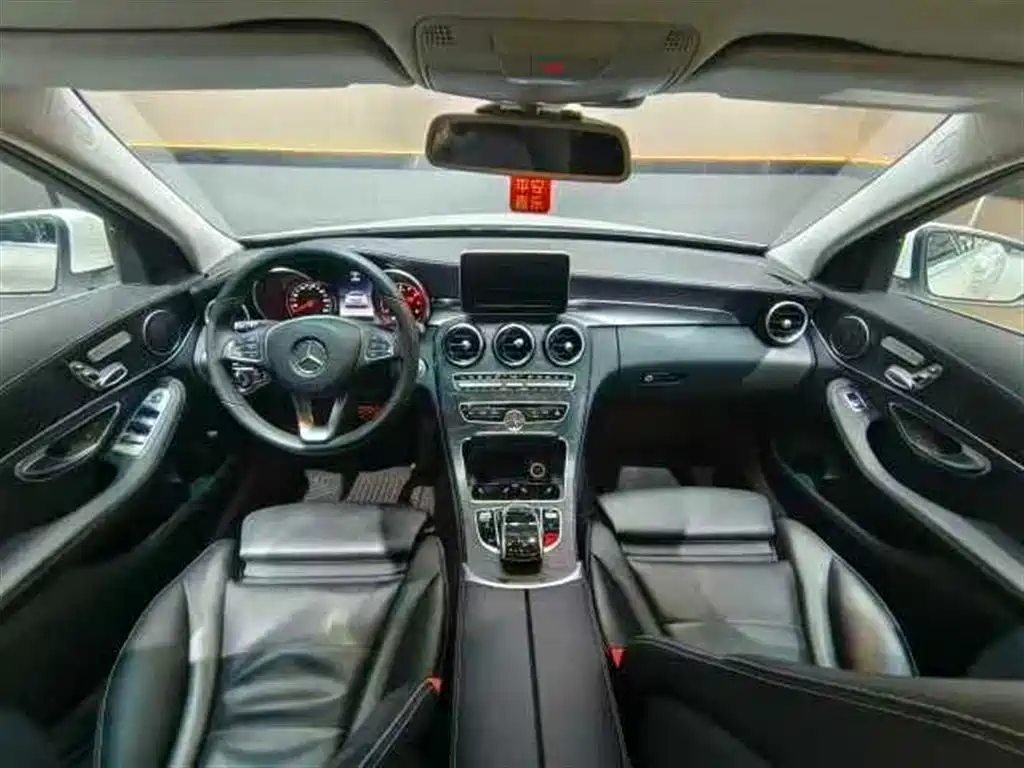Mercedes-Benz C-Class 2015 C 200 L Sport фото 4