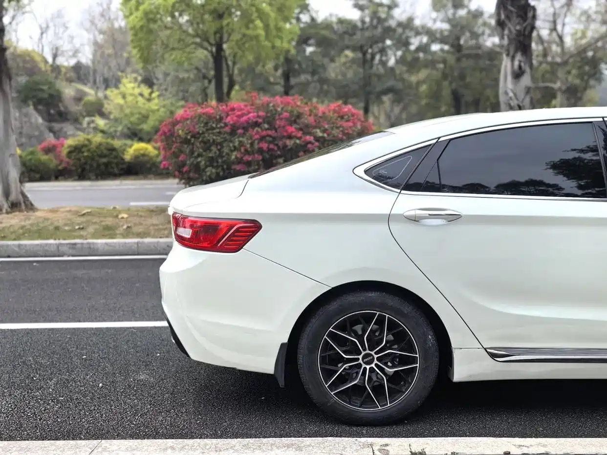 Geely Borui 2016 2015 2.4L Comfort