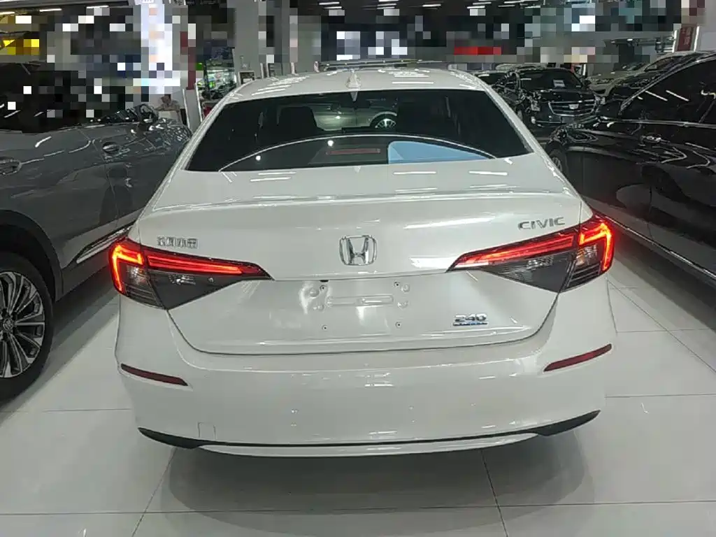 Photo 6 - Honda Civic