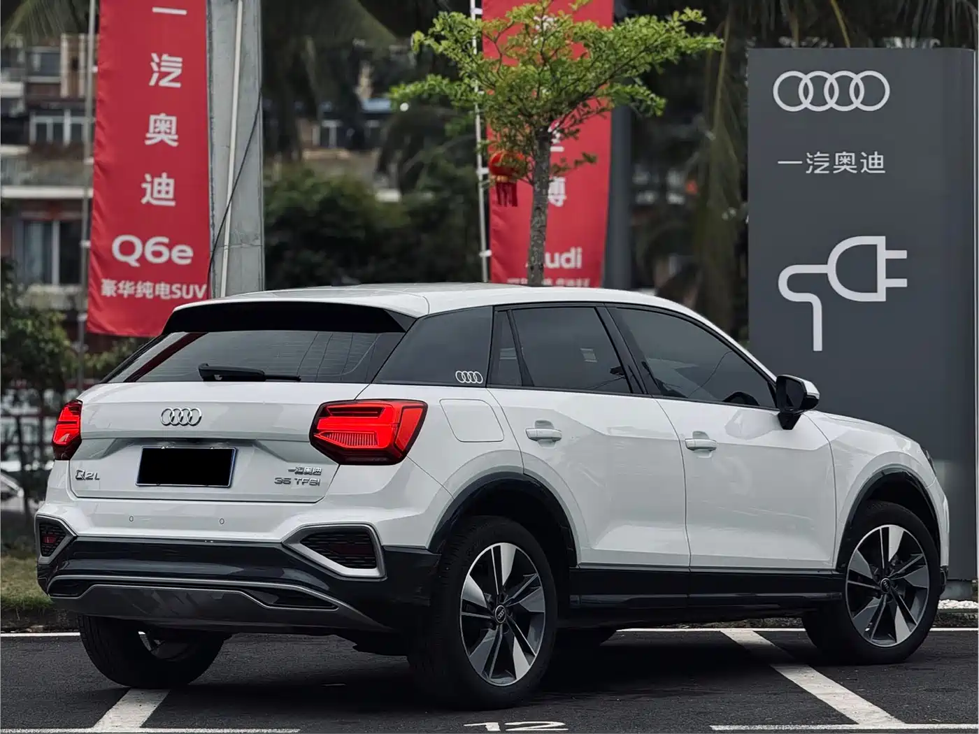 Audi Q2L 2024 35TFSI Fashion Elegance фото 13