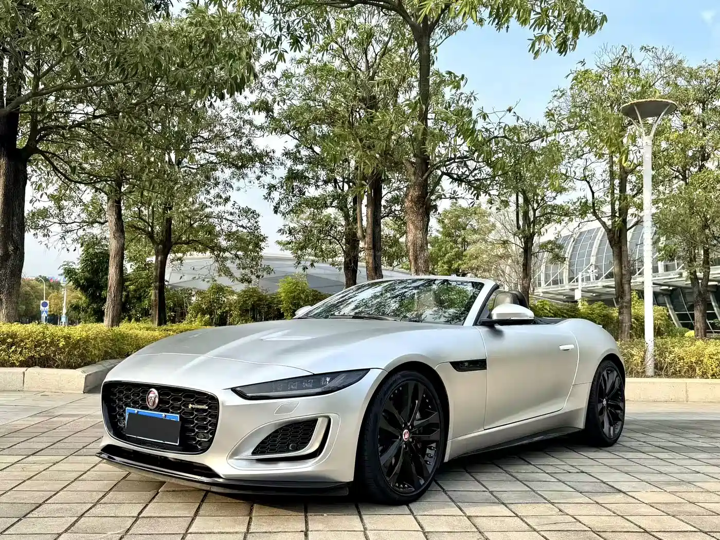 JAGUAR F TYPE