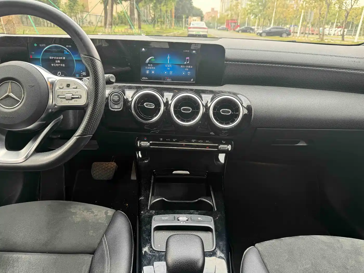 Mercedes-Benz A-Class 2019 A 180 L Sport Sedan фото 20