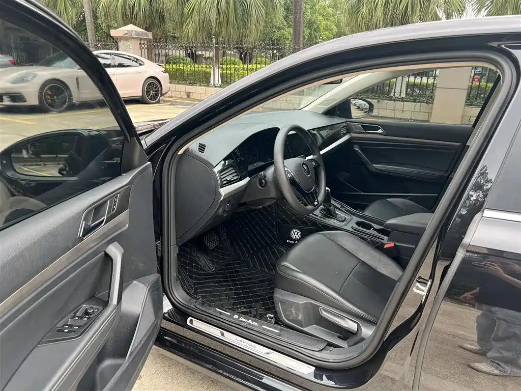 Volkswagen Lavida 2022 280TSI DSG Comfort Edition фото 4