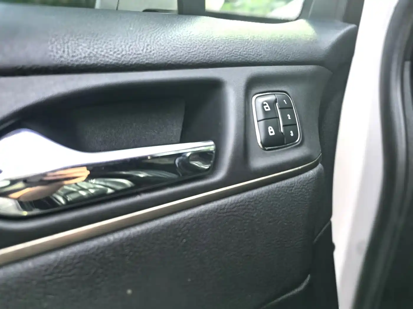 Lincoln MKC 2018 2017 2.0T 2WD Exclusive Edition