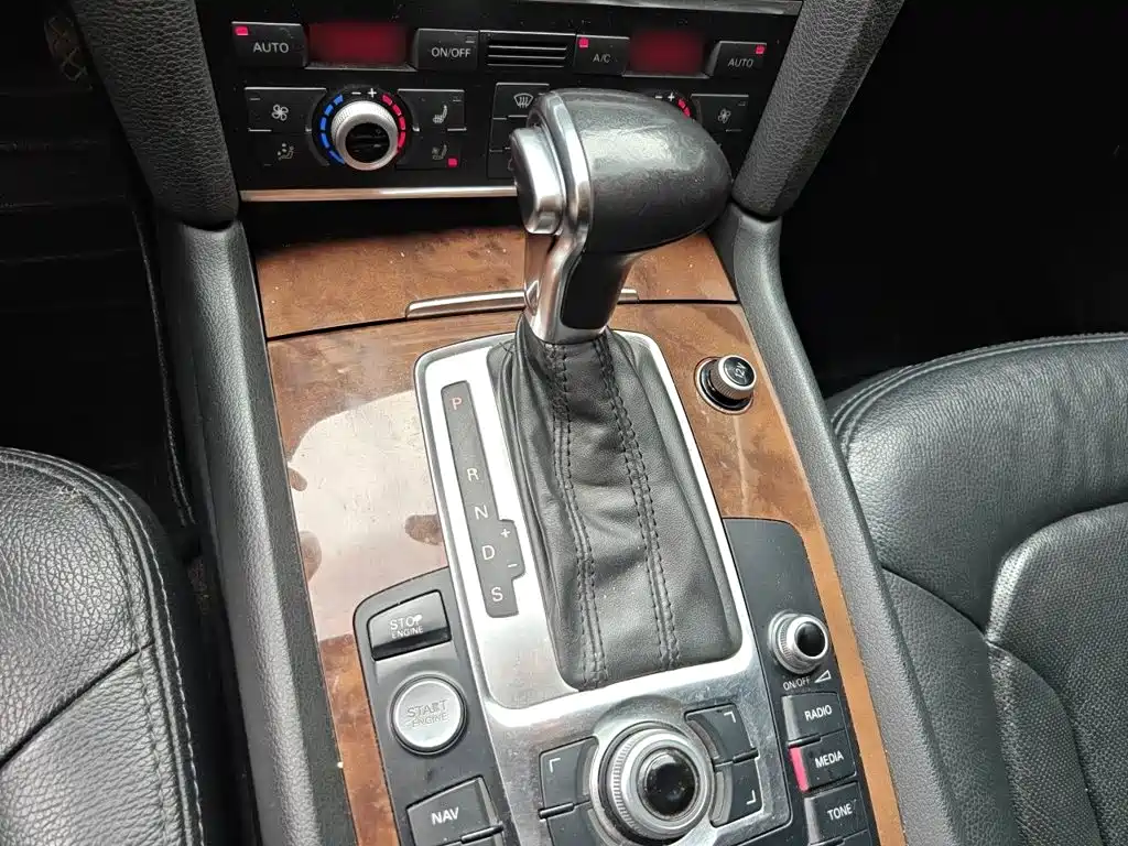 Photo 7 - Audi Q7