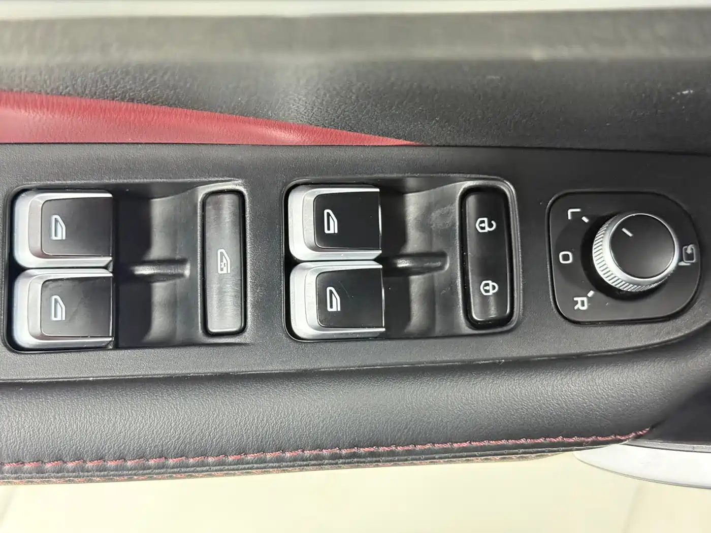 GEELY AUTOMOBILE BINYUE