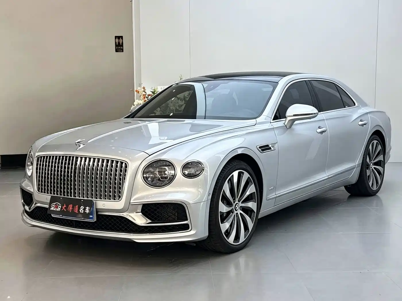 Bentley Flying Spur 2020 — пригон из Китая