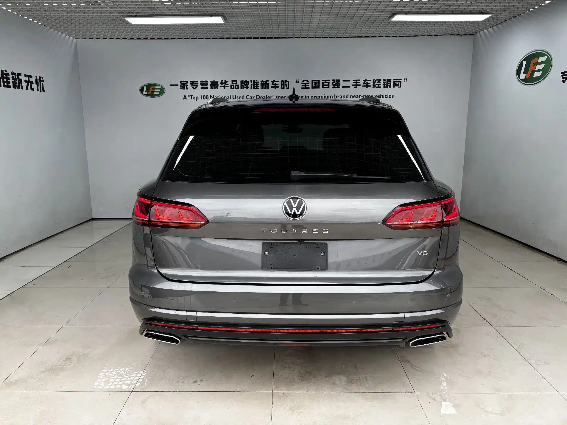 Фото 5 - Volkswagen Touareg