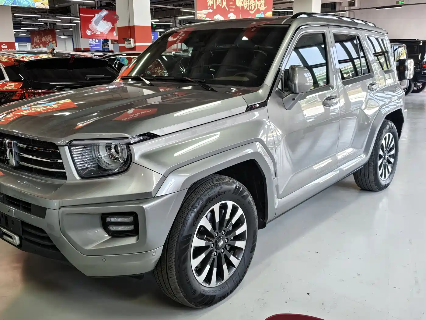 TANK TANK 700 NEW ENERGY