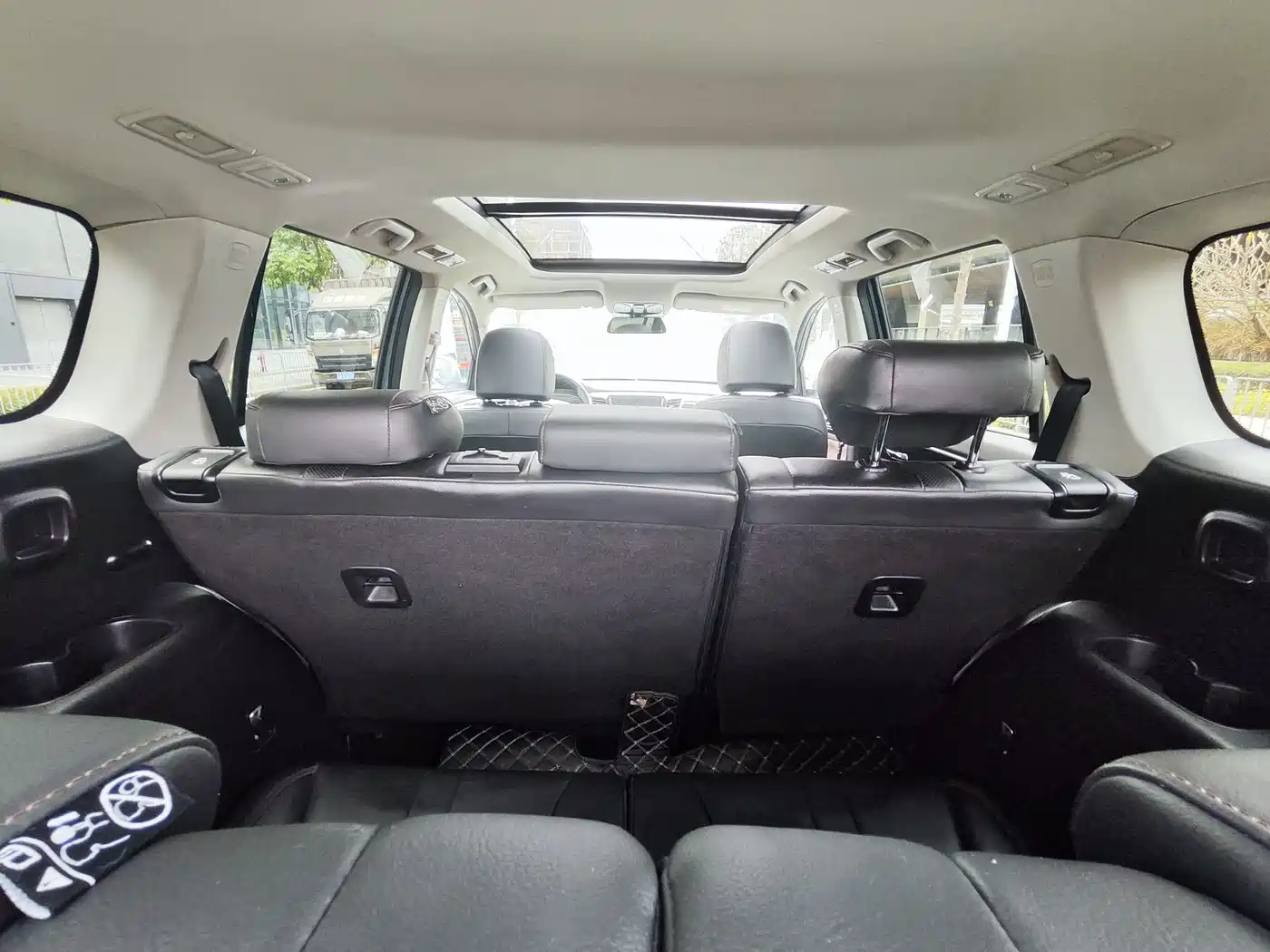 GAC Trumpchi Trumpchi GS8 2017 320T 2WD Luxury Smart Connect (7-seater) фото 15